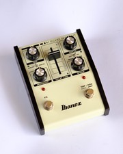 Ibanez ES2 Echo Shifter Analog Delay