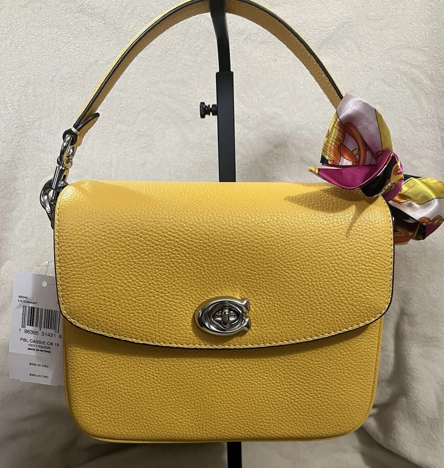 Bolso Bandolera Coach Cassie 19 Amarillo Canario — Nuevo Con Etiquetas Foto 2 de 4