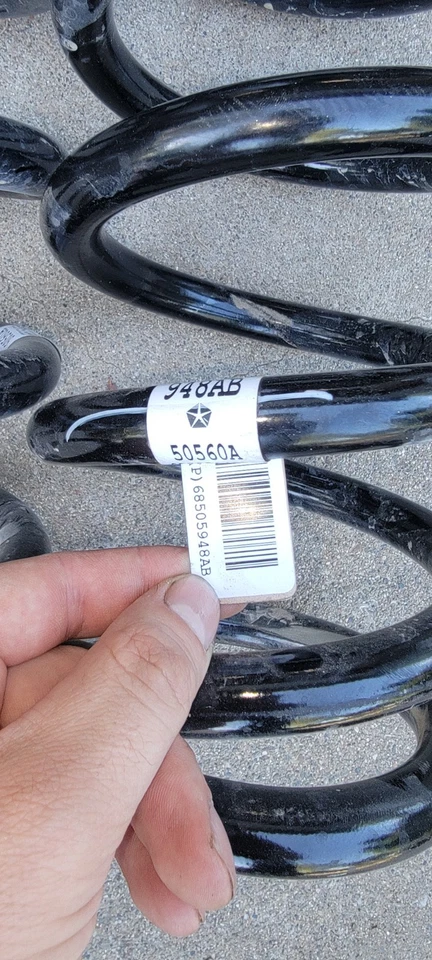 2019-2025 Ram 2500 HD 4×4 Front Springs OEM - Image 3 of 3