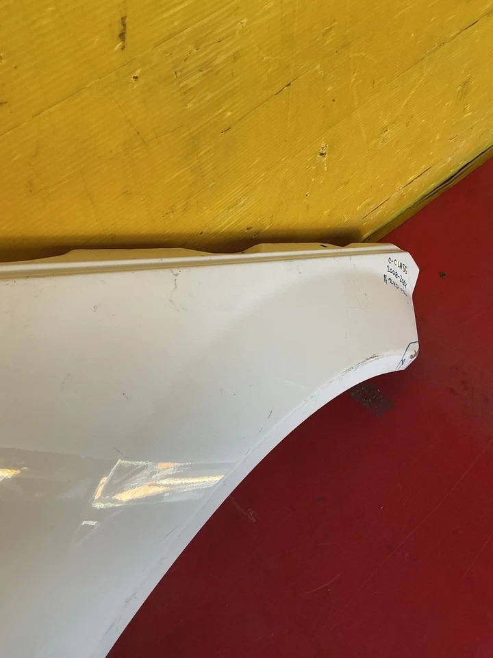 08-14 Conjunto guardabarros lado pasajero derecho mercedes w204 c250 c350 c300 fabricante de equipos originales Foto 4 de 4