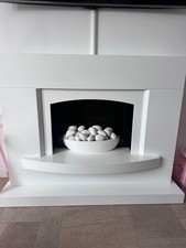 Electric Fire White Freestanding Fireplace Surround with Pebble Bowl, 2KW