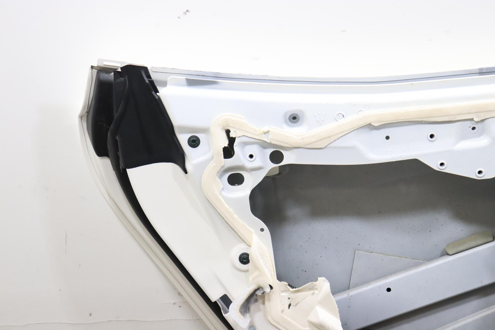 2014 - 2024 MASERATI GHIBLI REAR LEFT DRIVER SIDE DOOR SHELL OEM WHITE_BIA