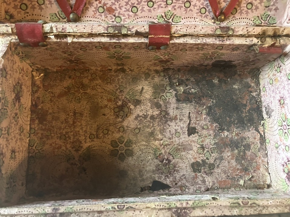 ANTIQUE WOODEN METAL TRUNK SMALL BELONGED STATEN ISLAND SHIP CAPTAIN ...