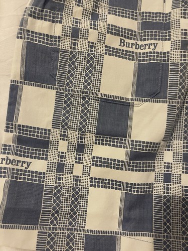 NWT Burberry Window pan Jed Blue /white Shorts With Burberry Logo Boys 6y - Picture 5 of 11