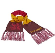 Universal Studios The Wizarding World Of Harry Potter Gryffindor Emblem Scarf