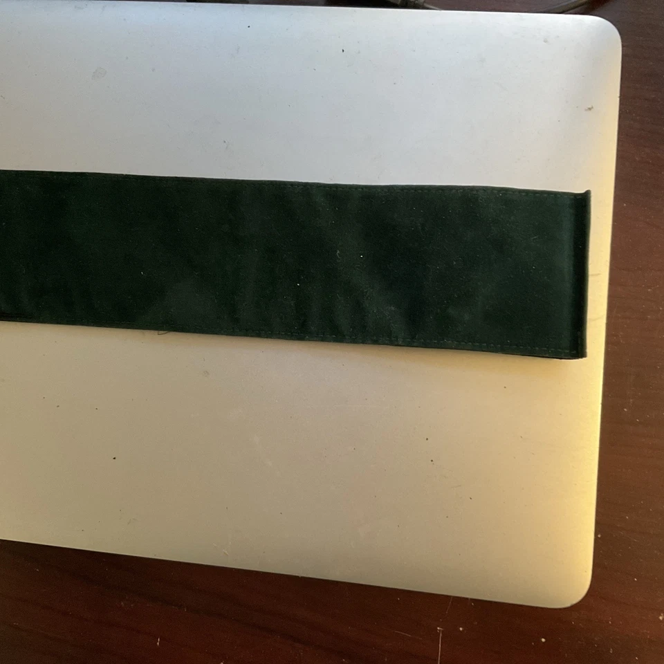 Audemars Piguet Velvet Travel Watch Pouch $65 Or Best Offer - Image 3 of 4