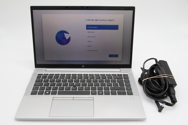 HP Laptop 14'' mt46 Mobile Thin Client AMD Ryzen 3 Pro 4450U 8GB RAMS  256GB SSD