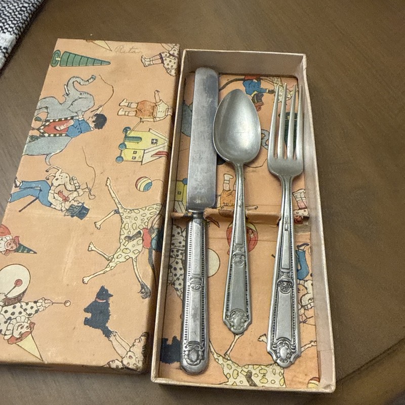 Vtg Child silverware cutlery Original Box Regal Pure Silverplate