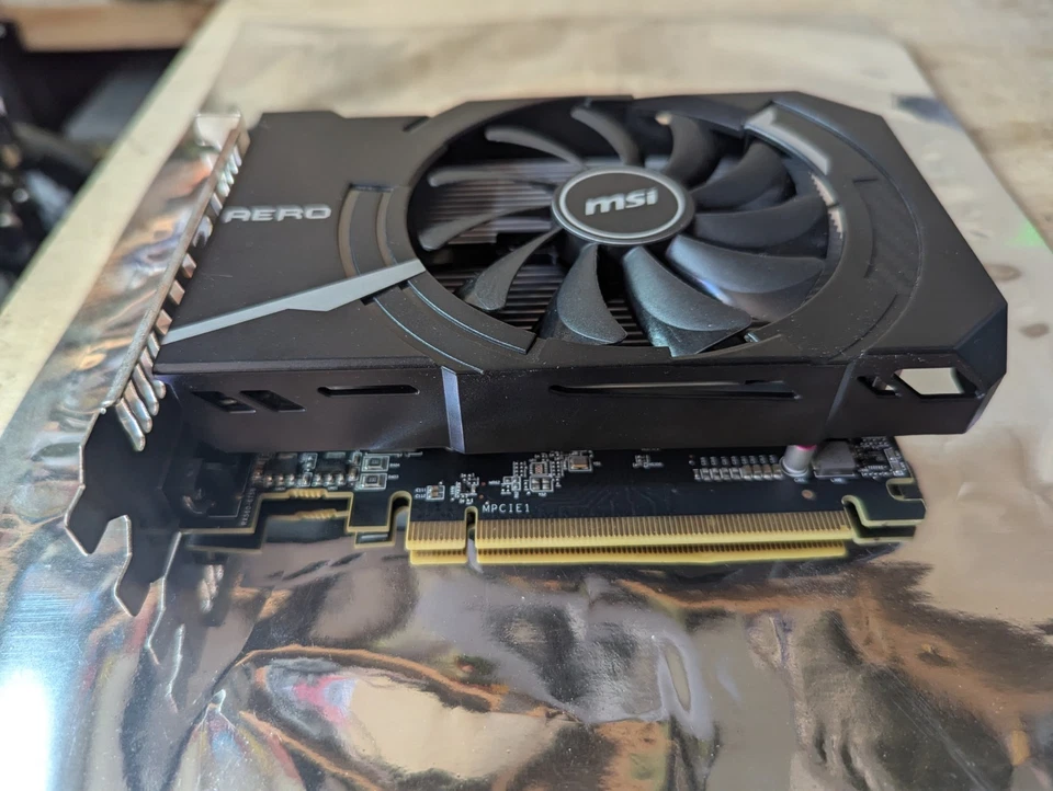 MSI AMD RADEON RX560 AERO ITX 2G OC 2GB GDDR5 PCI EXPRESS 3.0 GRAPHICS CARD - Image 2 of 4