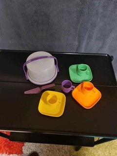 Tupperware Torte Kind Kinder Teller Tassen gebraucht