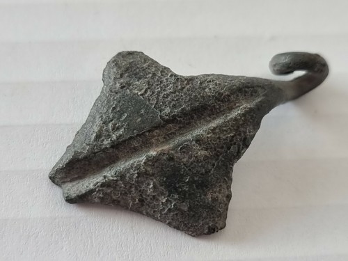 Roman bronze brooch missing pin in Antiquity. Please read description. L8a