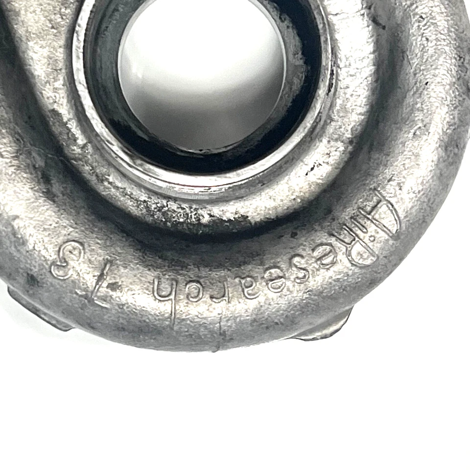 Carcasa de admisión turbo de aluminio AiResearch T3 M11 1982-1985 Foto 4 de 4