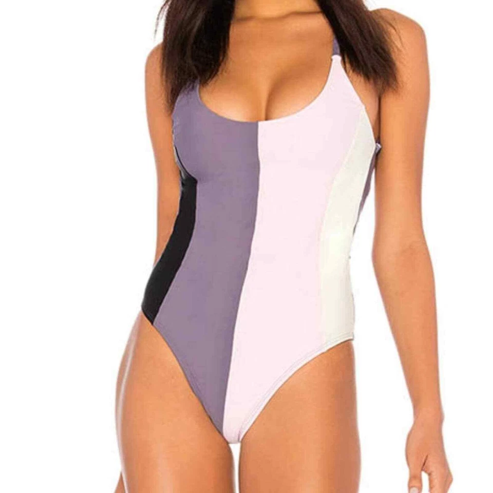 Traje de baño de una pieza PIlyQ PQ Swim Amathyst Farrah M colorblock rosa negro púrpura Foto 2 de 4