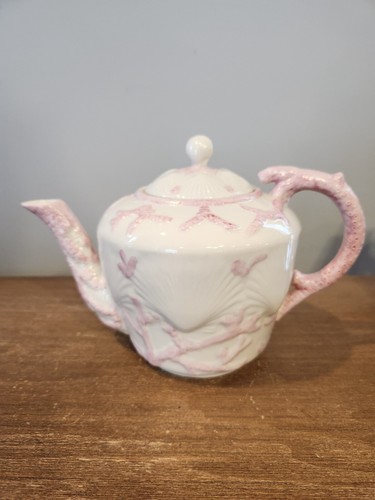 Belleek Pink New Shell Pattern Teapot Limited Edition 377/1250 - Picture 5 of 21