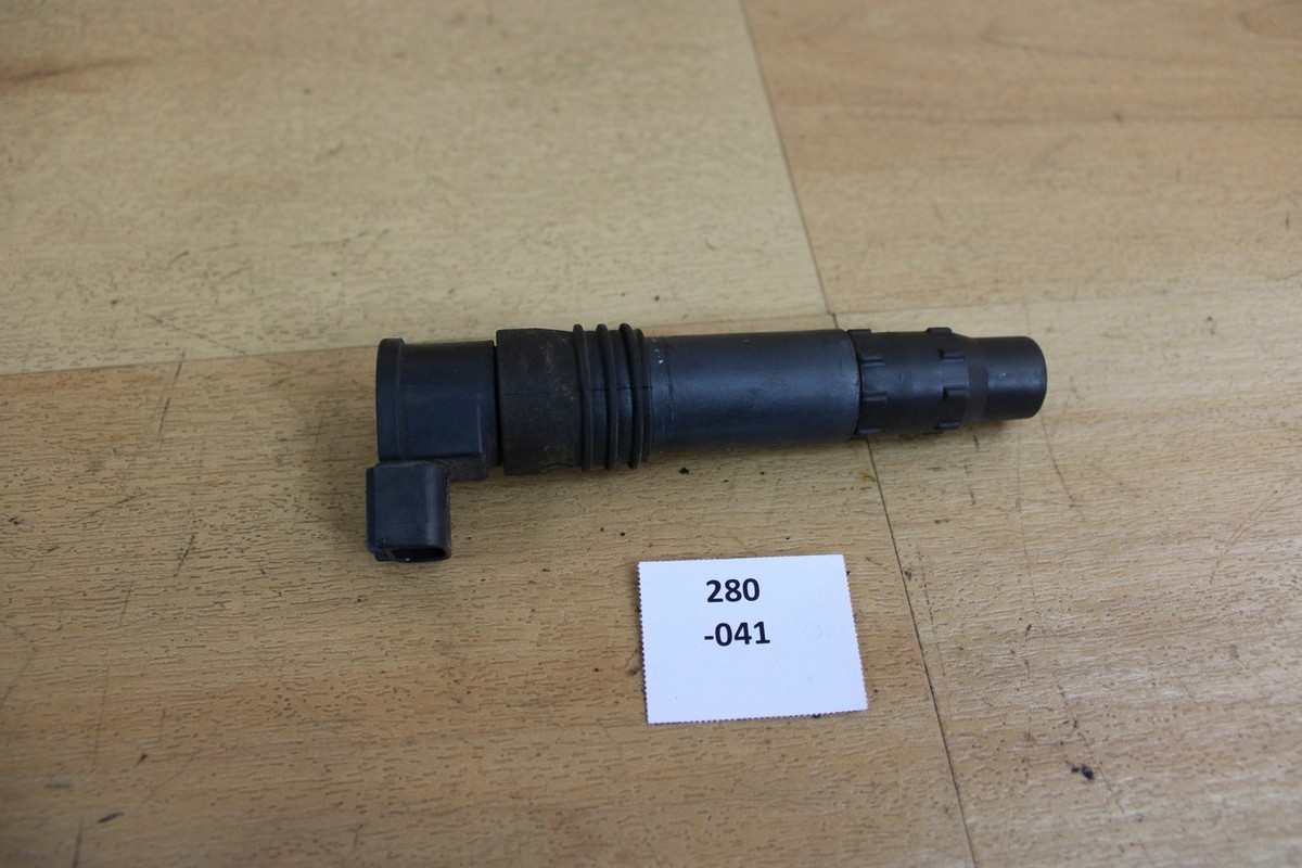 Suzuki GSX-R 750 WVB3 04-05 K4 K5 33410-35F10 Zündspule / Stecker