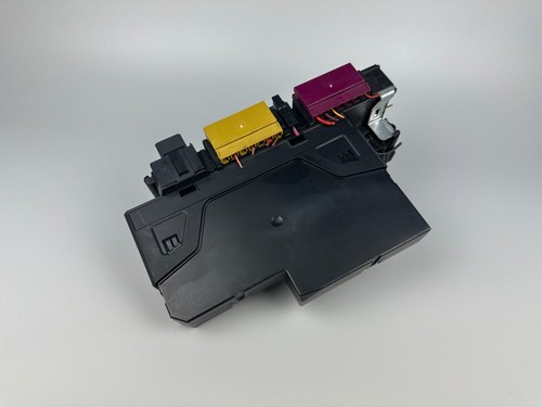 Mercedes Benz E Class W212 Relay Fuse Box SAM Control Module Unit A2129000022 - Picture 5 of 5