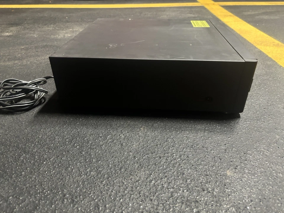 Sony CDP-C322M CD Changer 5 Disc Player Carrousel No Remote Tested Working - Image 3 of 4