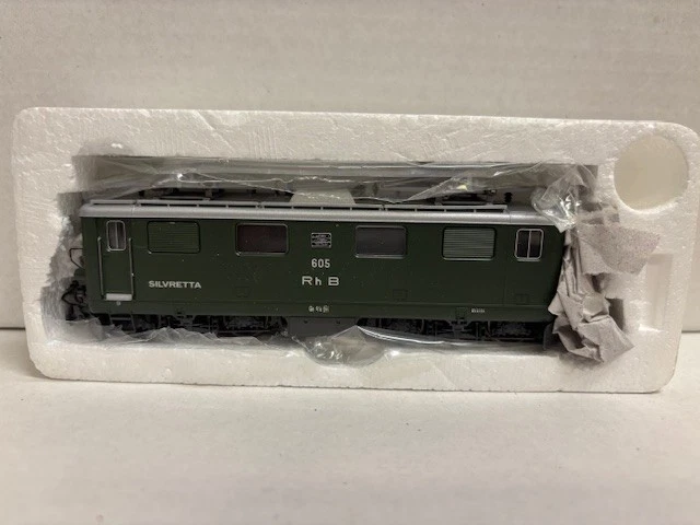BEMO H0m Ge 4/4 E-Lok I 605 RhB Silvetrra Universallok 1250 105