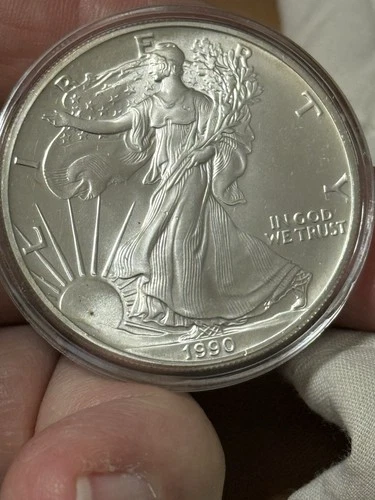1990 Uncirculated American Silver Eagle 1 Oz .999 Fine Silver