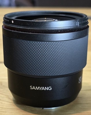 Samyang AF 75mm F1.8 Objektiv schwarz fürFuji X-Mount