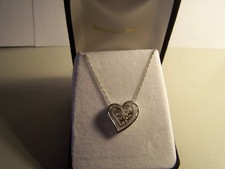  KAY JEWELERS 45 DIAMOND 10KTGOLD/STERLING SILVER DOUBLE OPEN HEART MOM NECKLACE