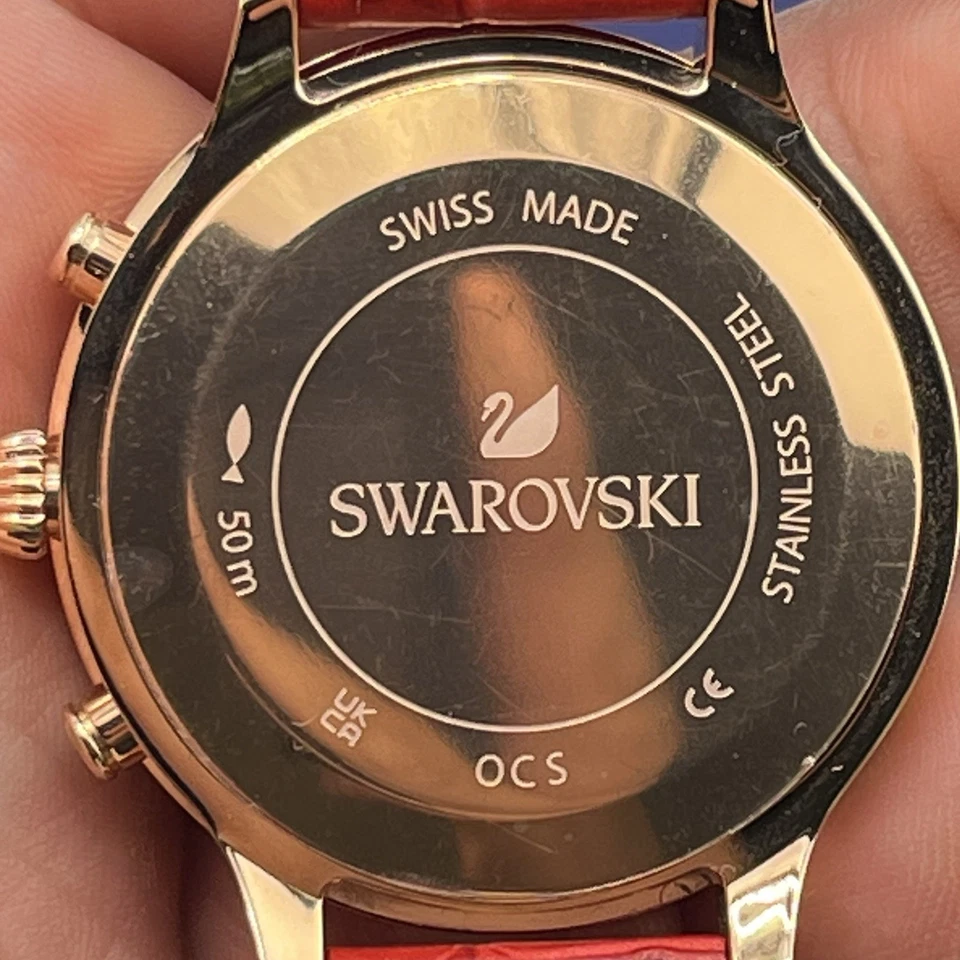 Reloj Swarovski Octea Lux Cronógrafo, Cuero Rojo Tono Oro Rosa Nuevo, Caja de Regalo Foto 4 de 4