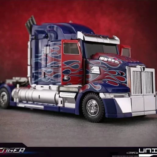 Unique toys UT R-02 Challenger Reprint VER Transformation Toys Robot 27cm - Image 3 of 4