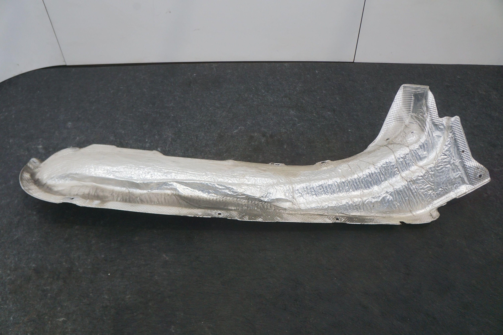 Right Exhaust Heat Shield OEM 51487101190 Rolls Royce Ghost Series I 2009-2014