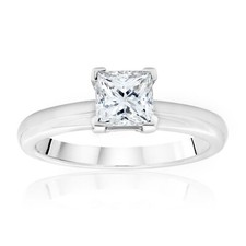 14 Kt White Gold Princess-Cut Diamond Engagement Ring. 0.70 Ct. 