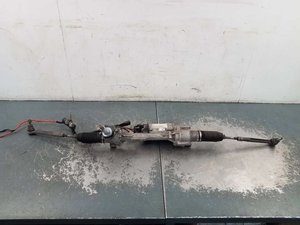 Porsche 981 Cayman GT4 2016 portaequipajes eléctrico y pinion #1352 V9 Foto 2 de 4