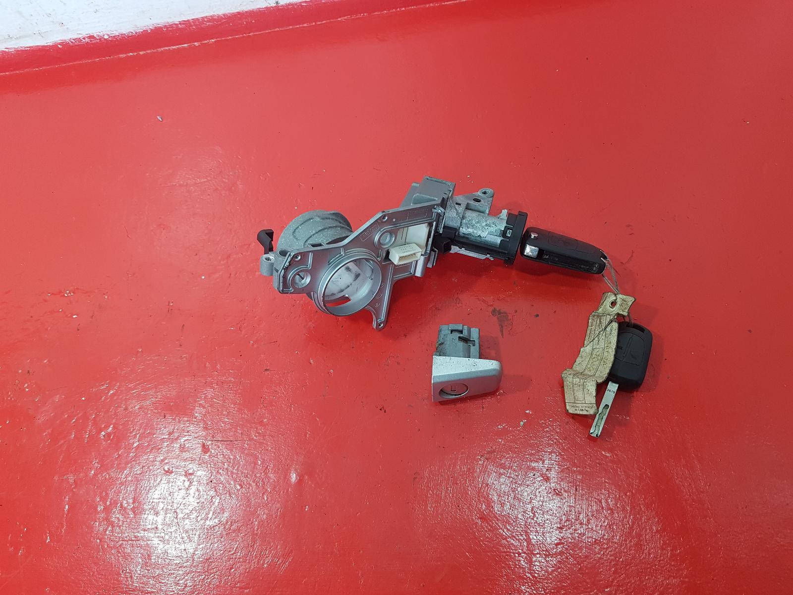 2008 VAUXHALL ZAFIRA Ignition W/Key eBay