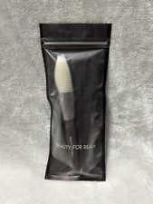 BEAUTY FOR REAL Perfect Powder Complexion Brush