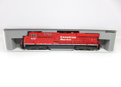 Kato 176-8944 N Scale CP Canadian Pacific GE ES44AC Diesel Locomotive #8701 NIB - Picture 2 of 5