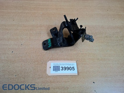 Halter Träger Schutz Kraftstoffpumpe Astra J Insignia Zafira C 2,0 CDTI Opel