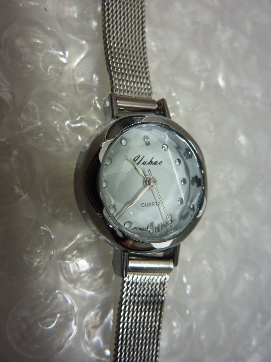 Yuhao Ladies Quartz Dress Watch SILVER Tone Weave Band Works