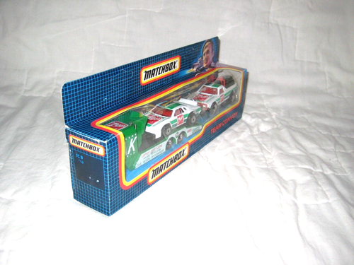 MIB Matchbox Team Convoy TC 8 set con 7-up Kenworth, Pro Stocker & Ruff Truck - Foto 9 di 10