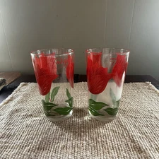 Set Of 2 Vintage 1950’s MCM  “Red Tulips” Boscul Peanut Butter Glasses/tumblers