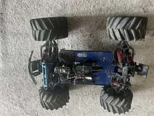Traxxas T-Maxx 4WD Monster Truck Roller - Servos Included - Project or Parts