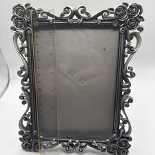 VTG Ornate /Metal Roses 5x7 Picture Frame Photo Roses Victorian Heavy