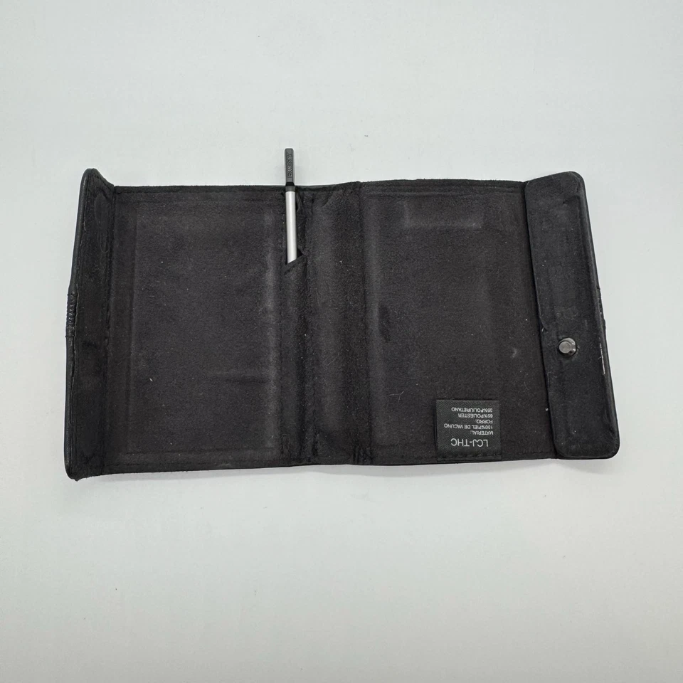 Sony Cyber-shot Leather Case LCJ-THC for DSC-T70, DSC-T75, & DSC-T200 + Stylus - Image 2 of 4