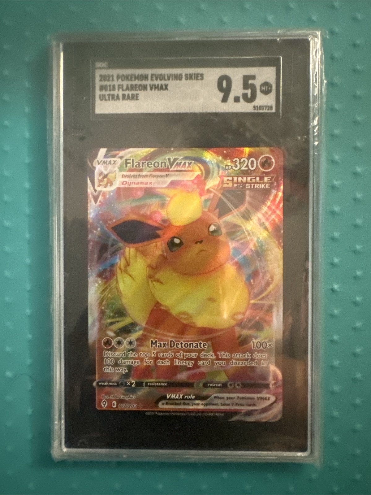 Gem Mint Flareon VMAX #18 Evolving Skies SGC 9.5 | eBay