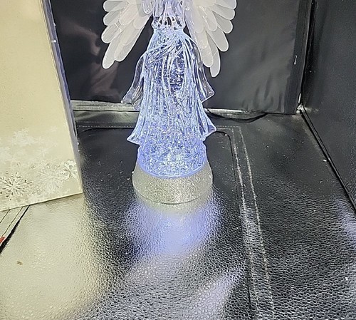 Cracker Barrel Illuminated Angel with White Wings glitter globe - Picture 3 of 4