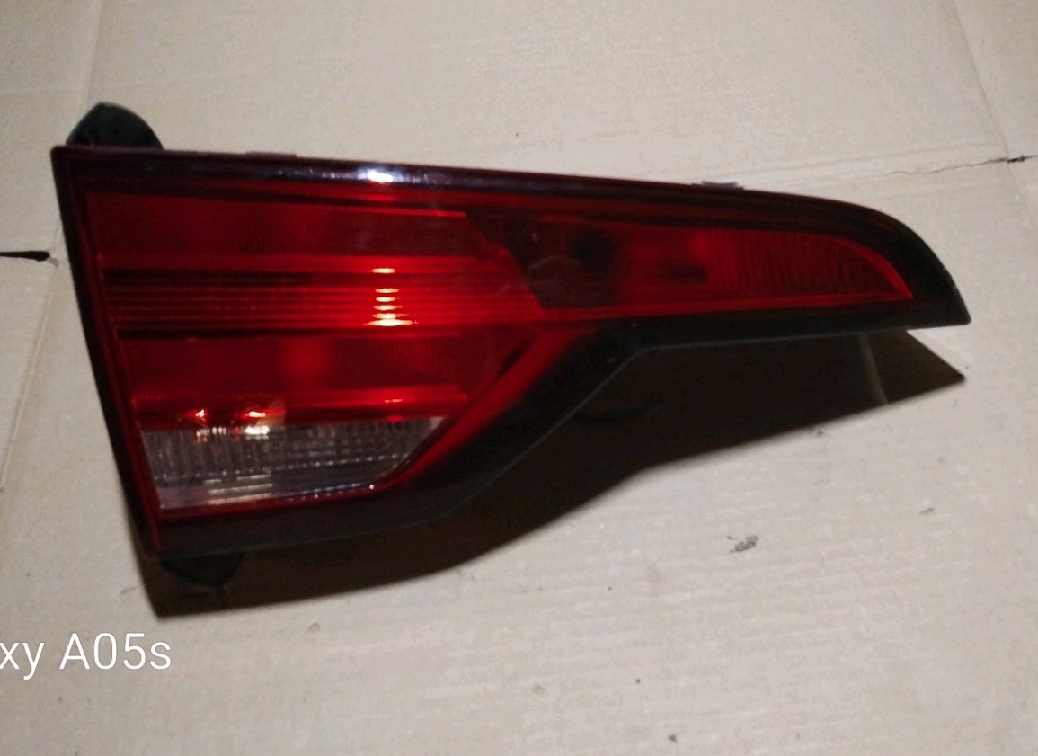 8W9945075 FANALE POSTERIORE PARTE INTERNO SINISTRO AUDI A4 avant (08/15 12/19 )