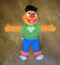 Sesame Street ERNIE 9  Slap Bracelet Hugger Cuff 2012 Plush Hasbro Toy
