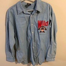 Vintage Warner Bros Studio Store Denim Shirt Taz  Wild  Embroidered Pocket L