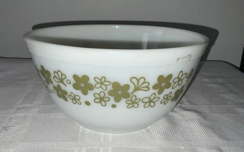 Vintage Pyrex Crazy Daisy Spring Blossom Mixing Bowl 1.5 QT #402