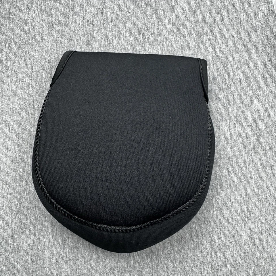 Shimano ANSC840A Neoprene Spin Reel Cover Black Size Medium NEW - Image 3 of 4