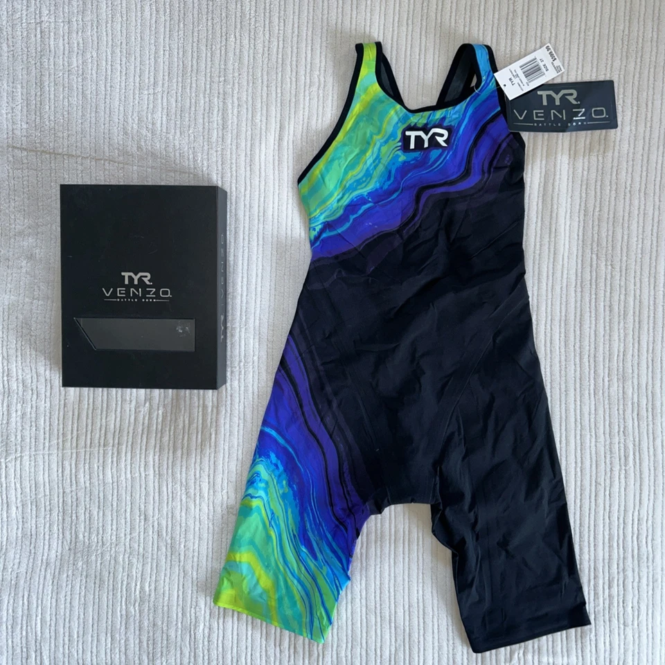TYR Mujer Venzo Volconyx Espalda Abierta Rodilla - Natación - Lima/Azul Marino - Talla 27 Nuevo* - Imagen 1 de 4