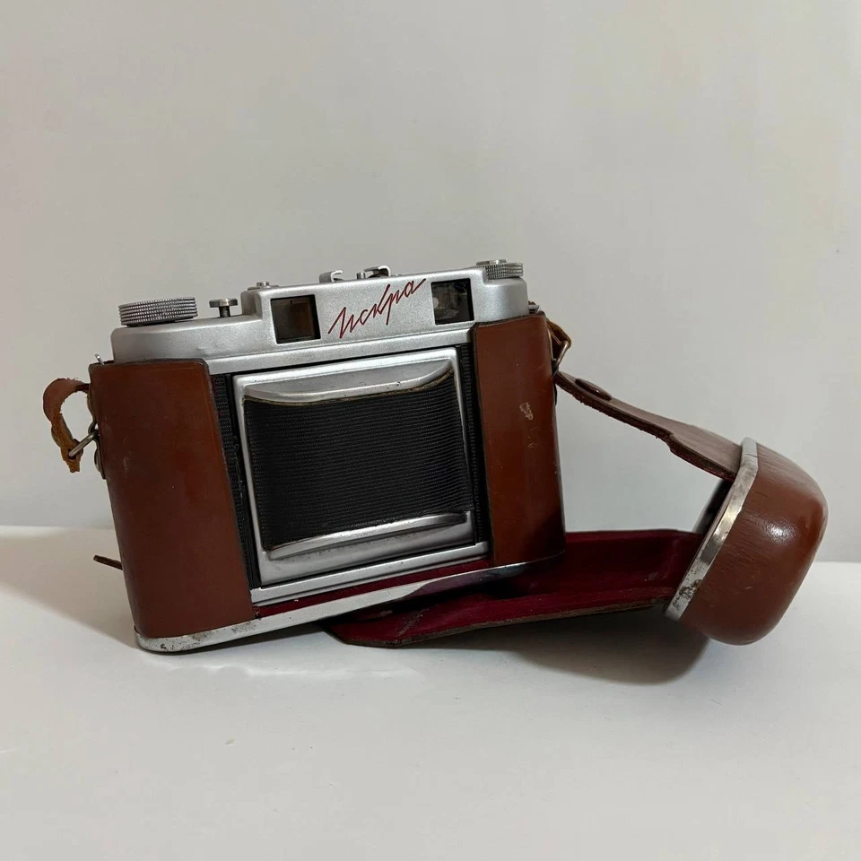 KMZ Camera ISKRA 1 Lens INDUSTAR - 58 (75 mm f/3.5) Medium format - image 4 of 4