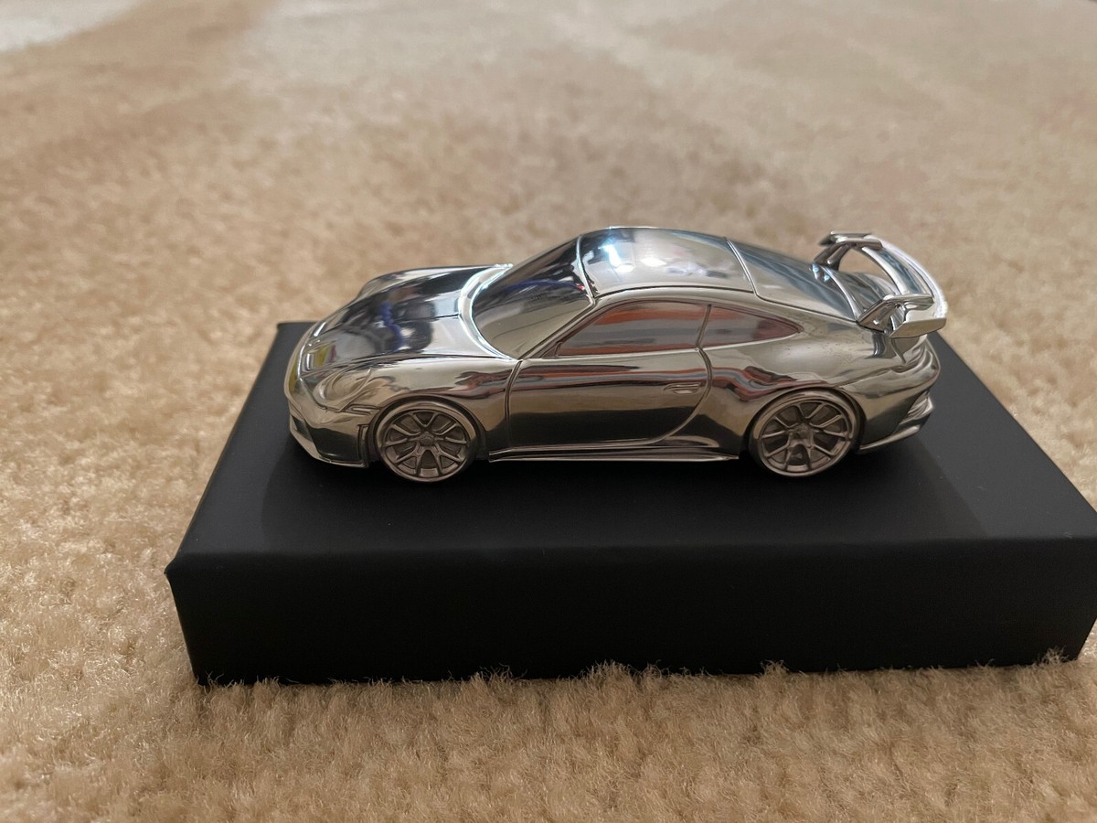 ポルシェ　911 992 メタルカー　ペーパーウェイト　シルバー Genuine Porsche 911 992 GT3 Aluminum Chrome model scale 1:43